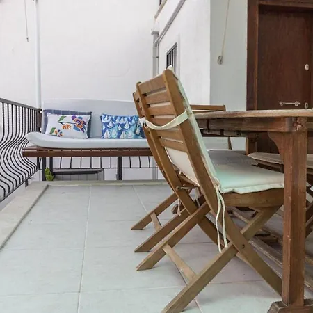 펜션 Amazing Triplex With Fantastic Sea View In 골터크부쿠